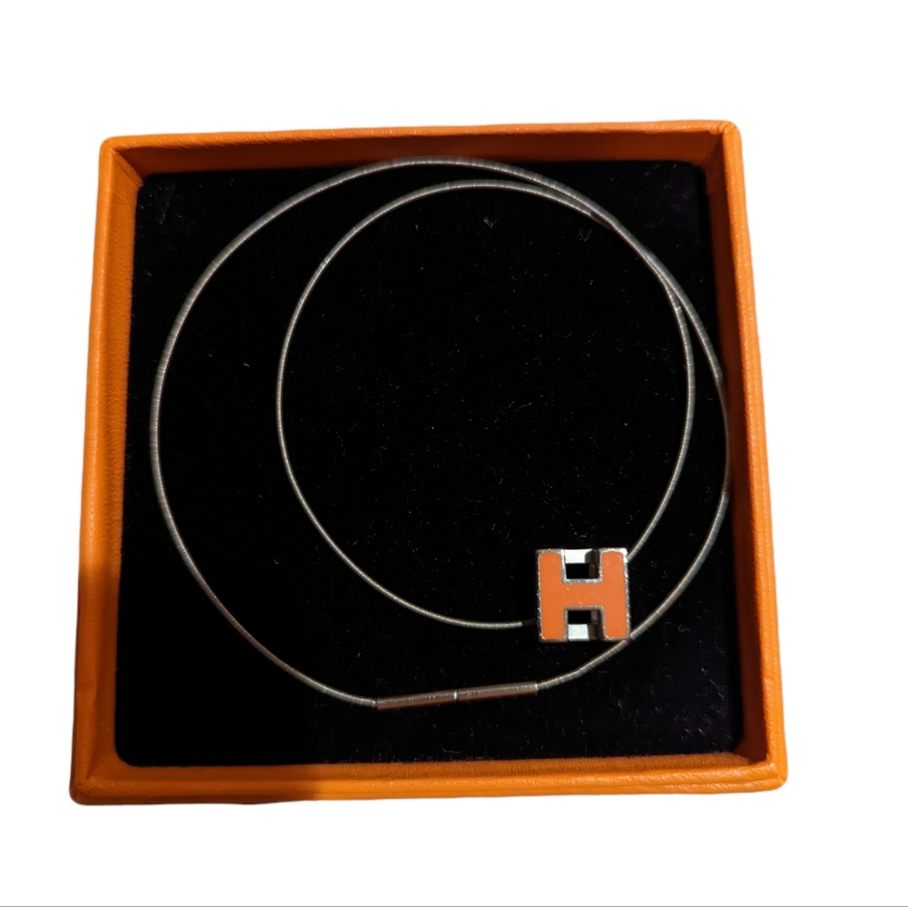 HERMES Cage D H necklace Orange  Sz S